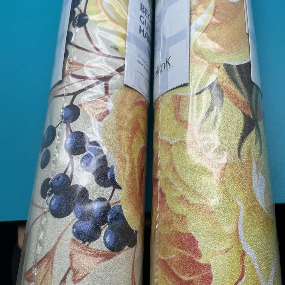 Wallink Peel‎ & Stick Wallpaper, Ranunculus, 2 Rolls, 17.5